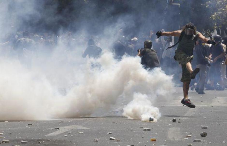  Halte à la répression contre le peuple grec